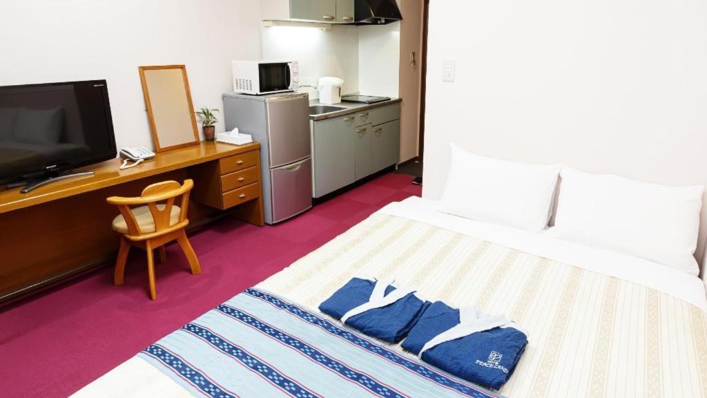 Hotel Peace Land Kume Naha Exterior foto